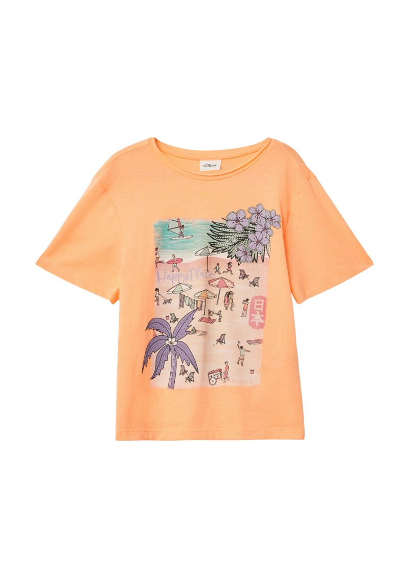 T-shirt