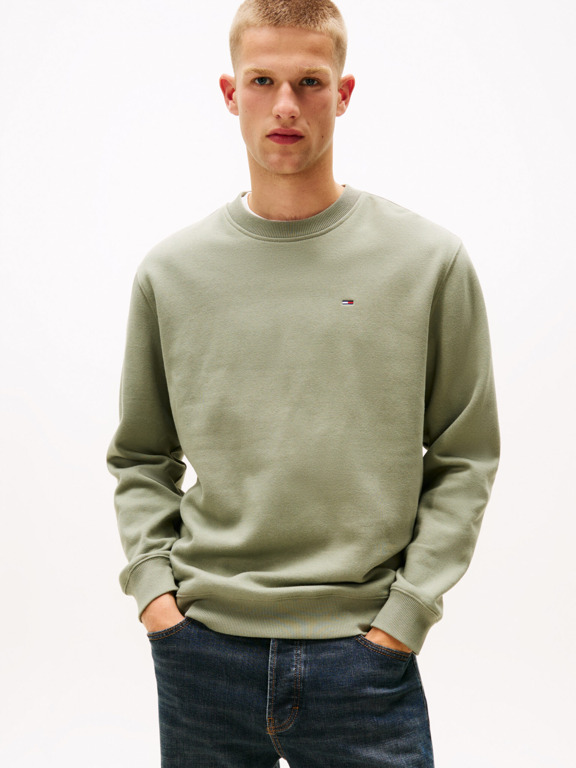 Tommy sweater